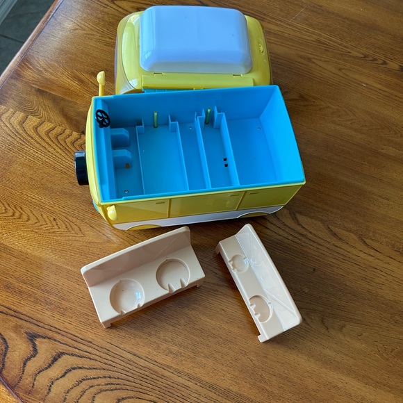 Peppa Pig RV Camper by Jazwares - Picture 11 of 11